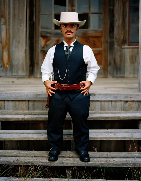 https://www.santiagoforero.com/files/gimgs/th-13_santiago-forero-rancher-cowboy.jpg